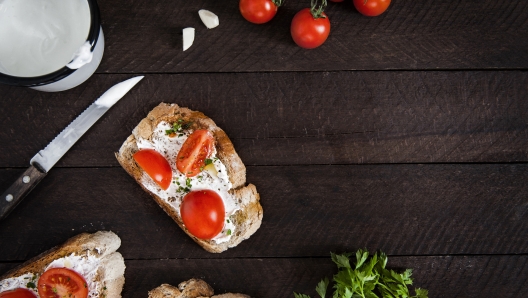 Bruschetta with cherry tomato