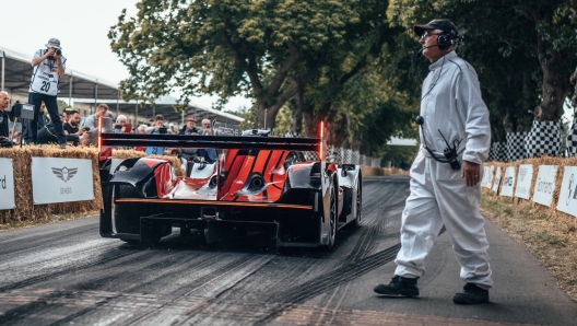 La Porsche 963 sull'asfalto di Goodwood: durante il Festival della Velocità edizione 2022 il debutto della vettura da corsa