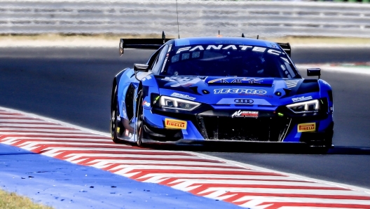 L'Audi R8 numero 25, la più veloce nel turno di pre-qualifica. Sro/P. Hecq