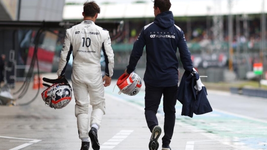 Pierre Gasly nel paddock