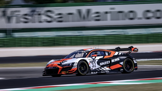 L'Audi numero 32 del Team Wrt domina il weekend di Misano