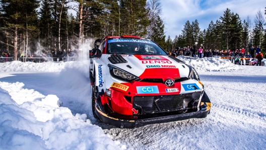 Elfyn Evans su Toyota GR Yaris Rally1 in Svezia