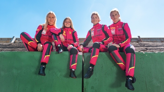 Le Iron Dames, da sinistra: Michelle Gatting, Doriane Pin, Rahel Frey, Sarah Bovy