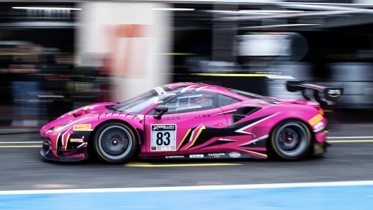 La Ferrari 488 GT3 numero 83 delle Iron Dames, l'equipaggio femminile del team Iron Lynx