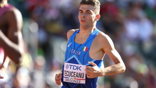 Catalin Tecuceanu of Team Italy competes in the Men's 800m heats on day six of the World Athletics Championships Oregon22 at Hayward Field on July 20, 2022 in Eugene, Oregon.   Christian Petersen/Getty Images/AFP
== FOR NEWSPAPERS, INTERNET, TELCOS & TELEVISION USE ONLY ==