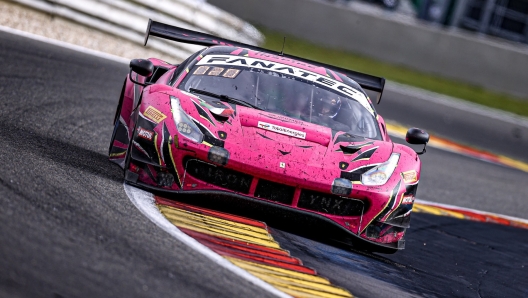 La Ferrari 488 del team Iron Dames, il primo equipaggio femminile a vincere in una classe GT la 24 Ore di Spa