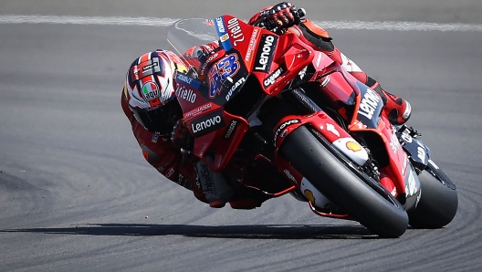 Ducati Lenovo's Australian rider Jack Miller takes part in the MotoGP qualifying session of the British Grand Prix at Silverstone circuit in Northamptonshire, central England, on August 6, 2022. (Photo by ADRIAN DENNIS / AFP)