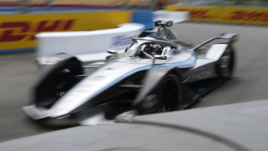 Mercedes-EQ Formula E Team's driver Stoffel Vandoorne of Belgium steers his car during the qualifying at the Seoul E-Prix Formula E auto race round 16 in Seoul, South Korea, Sunday, Aug. 14, 2022. (AP Photo/Lee Jin-man)