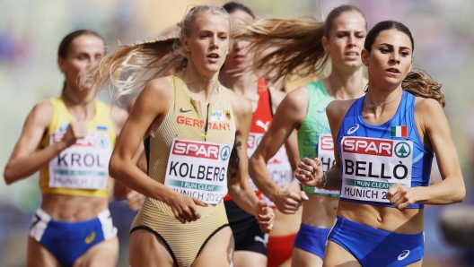 epa10127030 Elena Bello of Italy competes in the women's 800m heats during the Athletics events at the European Championships Munich 2022, Munich, Germany, 18 August 2022. The championships will feature nine Olympic sports, Athletics, Beach Volleyball, Canoe Sprint, Cycling, Artistic Gymnastics, Rowing, Sport Climbing, Table Tennis and Triathlon.  EPA/RONALD WITTEK