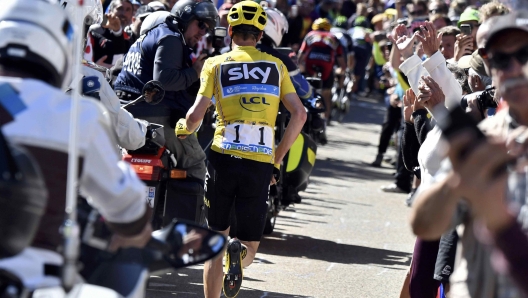 Tour de France 2016 - 12a tappa Montpellier / Mont Ventoux/Chalet-Reynard 178 km - 14/06/2016 - Christopher Froome (Team Sky) a piedi sul Mont Ventoux - foto Graham Watson/BettiniPhoto©2016