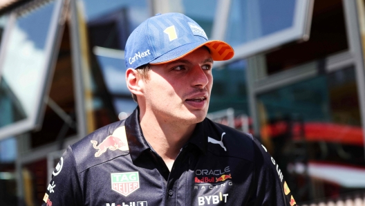 Red Bull Racing's Dutch driver Max Verstappen walks to the Paddock ahead of the Formula One Belgian Grand Prix at the Spa-Francorchamps motor racing circuit in Liege on August 25, 2022. - The Formula One Belgian Grand Prix will take place on August 28, 2022. (Photo by Kenzo TRIBOUILLARD / AFP)