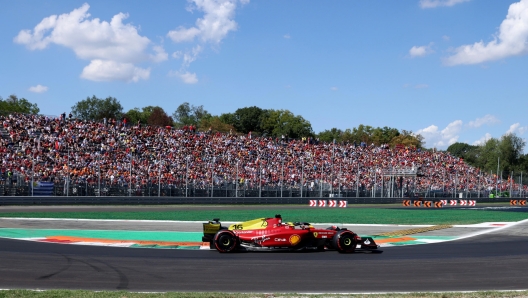 Ferrari driver Charles Leclerc of Monaco in action during the third practice session of the Formula One Grand Prix of Italy at the Autodromo Nazionale Monza race track in Monza, Italy, 10 September 2022. The 2021 Formula One Grand Prix of Italy will take place on 11 September 2022.   ANSA / MATTEO BAZZI