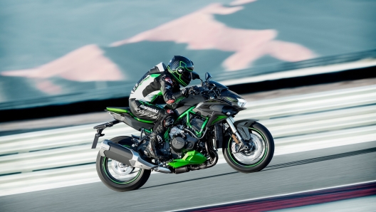 La potenza massima della Kawasaki Z H2 SE 2023 è di 200 Cv