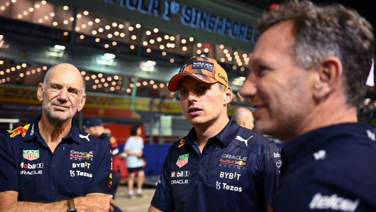 Da sinistra Newey, Verstappen e Horner. Getty