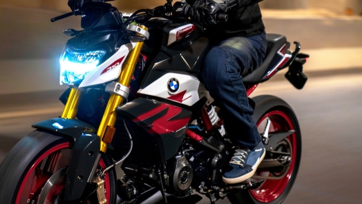 La Bmw G 310 R in azione