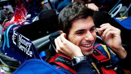 Jaime Alguersuari, 32 anni, ai tempi della Red Bull (foto @squire.music)