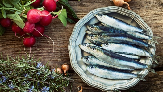 Sardine fanno bene alle ossa per calcio e vitamina D