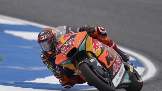 BURIRAM, THAILAND - SEPTEMBER 30: Augusto Fernandez of Spain and Red Bull KTM Team Ajo rounds the bend  during the MotoGP of Thailand - Free Practice  at Chang International Circuit on September 30, 2022 in Buriram, Thailand. (Photo by Mirco Lazzari gp/Getty Images)