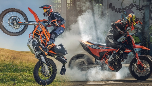 Ktm 690 Enduro R e Ktm 690 Smc R 2023