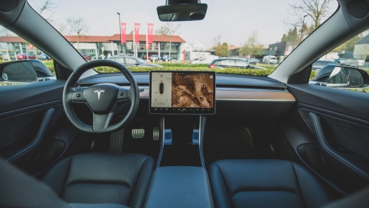 Gli interni di una Tesla