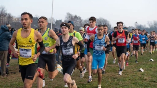 Gruppo di testa gara maschile Milano Cross Challenge 2022