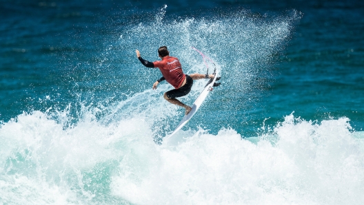 Leonardo Fioravanti fino ad ora è il più alto rappresentante del surf italiano. Ph. Thiago Diz/World Surf League