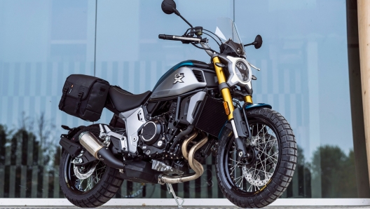 La nuova CFmoto 700CL-X Adventure 2023