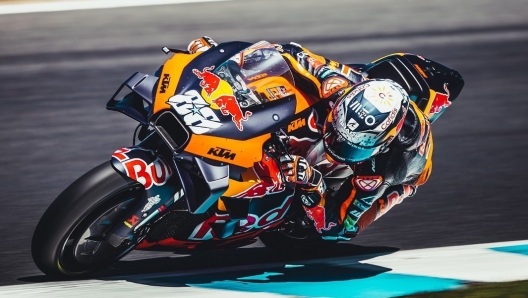 Miguel Oliveira in sella alla Ktm Rc16, la moto con cui ha disputato le sue prime quattro stagioni in MotoGP