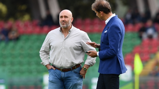 Foto Andrea Pomponi/LaPresse 22 Ottobre 2022 Terni, Italia - sport, calcio - Ternana vs Genoa - Campionato di Calcio Serie BKT 2022/2023 - Stadio Libero Liberatinella foto: Presidente Ternana Stefano Bandecchi October 22, 2022 Terni, Italy - sport, soccer - Ternana vs Genoa - Italian Football Championship League BKT 2022/2023 - Libero Liberati stadium. In the pic:  President of Ternana Stefano Bandecchi