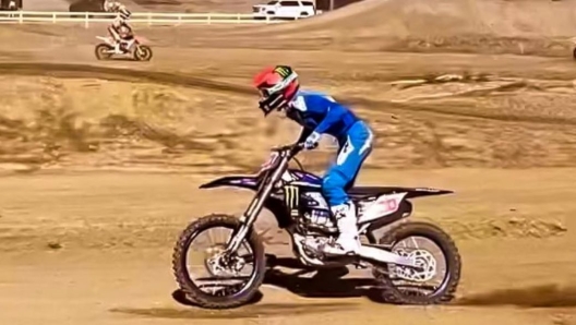 Fabio Quartaro si allena sul Fox Raceway di Pala, California