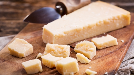 formaggi italiani: parmigiano