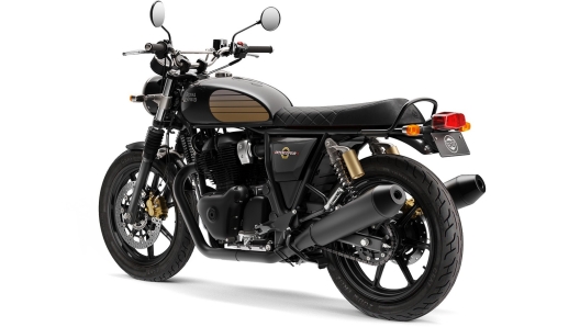 La Interceptor 650 Blackout di Royal Enfield in versione Black Ray