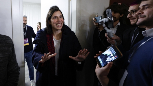 La candidata alla segreteria del Partito Democratico, Elly Schlein arriva alla sede del suo comitato, Roma, 26 febbraio 2023 ANSA/FABIO FRUSTACI