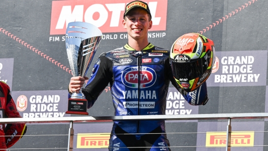 Andrea Locatelli felice sul podio a Phillip Island