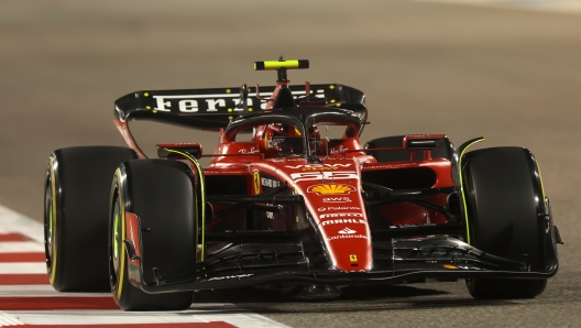 BAHRAIN, BAHRAIN - MARCH 04: Carlos Sainz of Spain driving (55) the Ferrari SF-23 on track during qualifying ahead of the F1 Grand Prix of Bahrain at Bahrain International Circuit on March 04, 2023 in Bahrain, Bahrain. (Photo by Lars Baron/Getty Images)