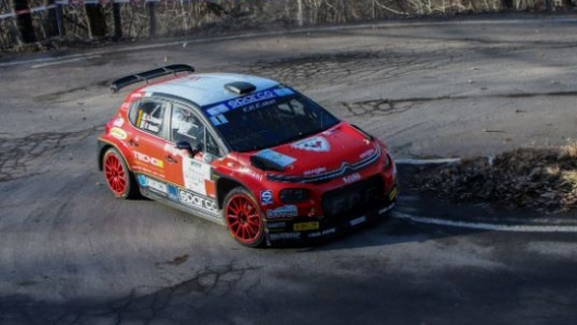 Andrea Crugnola in azione con la Citroen