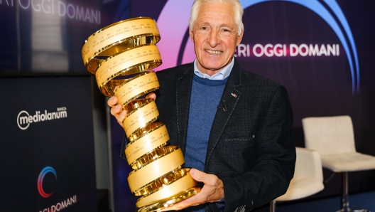 Foto Alessandro Bremec/LaPresse 08-03-2023 Milano, Italia - Cronaca - La presentazione della Maglia Azzurra del Giro D'Italia nella sede di Banca Mediolanum a Milano. Nella foto: Francesco Moser  March 08, 2023 Milano Italy - News - The presentation of the Giro d'Italia blue jersey at the Banca Mediolanum headquarters in Milan. In the photo: Francesco Moser - Foto Alessandro Bremec/LaPresse  08-03-2023 Milano, Italia - Cronaca - La presentazione della Maglia Azzurra del Giro D'Italia nella sede di Banca Mediolanum a Milano. Nella foto: Francesco Moser    March 08, 2023 Milano Italy - News - The presentation of the Giro d'Italia blue jersey at the Banca Mediolanum headquarters in Milan. In the photo: Francesco Moser - fotografo: Alessandro Bremec