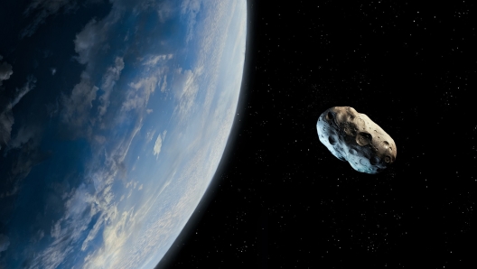 Asteroide sfiora la terra