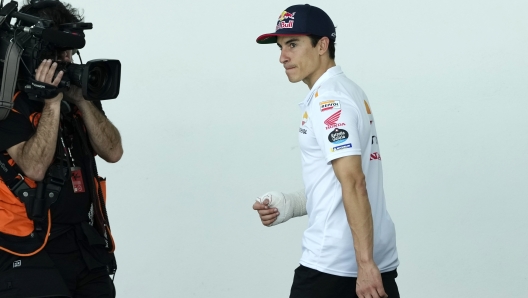 Marc Marquez ha riportato una frattura alla mano destra. AP