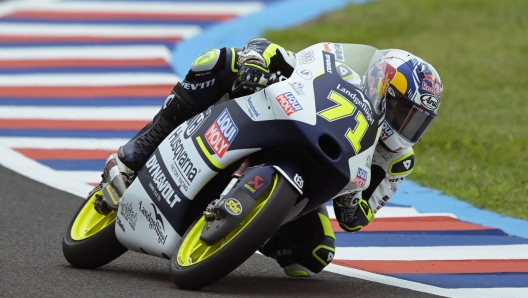 Husqvarna Japanese rider Ayumu Sasaki rides during a practice session of the Moto3 Argentina Grand Prix at the Termas de Rio Hondo circuit in Santiago del Estero, Argentina on March 31, 2023. (Photo by JUAN MABROMATA / AFP)