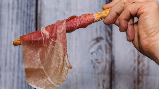 Prosciutto e grissini