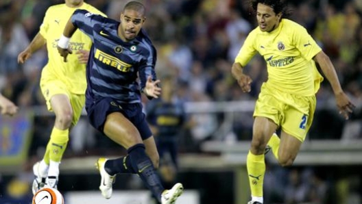 Adriano in Villarreal-Inter. Ap