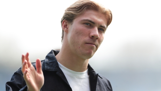 BERGAMO, ITALY - APRIL 08: Rasmus Hojlund of Atalanta BC arrives at the stadium prior to the Serie A match between Atalanta BC and Bologna FC at Gewiss Stadium on April 08, 2023 in Bergamo, Italy. (Photo by Emilio Andreoli/Getty Images)