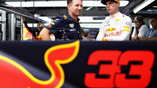 Da sin Christian Horner e Max Verstappen. GETTY