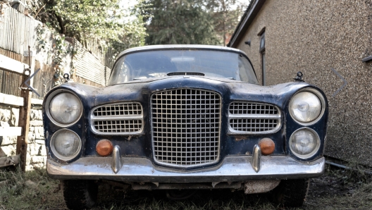 La Facel Vega HK500 tenuta in garage negli ultimi cinquant'anni