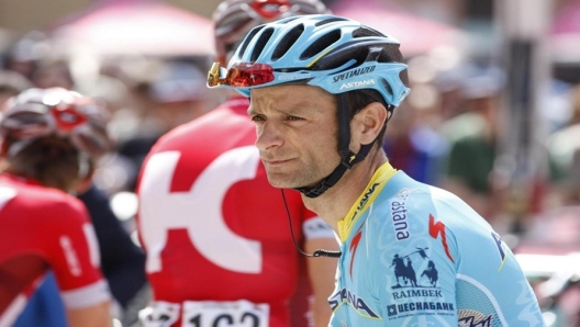 Davide Rebellin, 51 anni, è stato travolto da un camion ed è morto lungo la strada Regionale 11, nel territorio del comune di Montebello Vicentino. È l'ultima delle tragedie del mondo del ciclismo. Da Michele Scarponi a Wouter Weylandt, Serse Coppi o Andrei Kivilev, è lunga la lista dei corridori che hanno perso la vita in sella alla propria bicicletta.