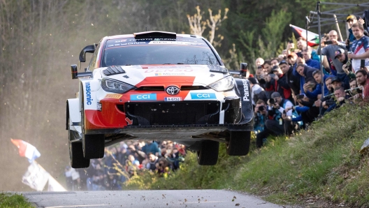 Elfyn Evans in azione in Croazia. AFP