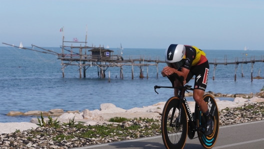 Giro d'Italia 2023 - 106th Edition - 1st stage Fossacesia Marina - Ortona 19,6 km - 06/05/2023 - Remco Evenepoel (BEL - Soudal - Quick Step) - photo Luca Bettini/SprintCyclingAgency©2023