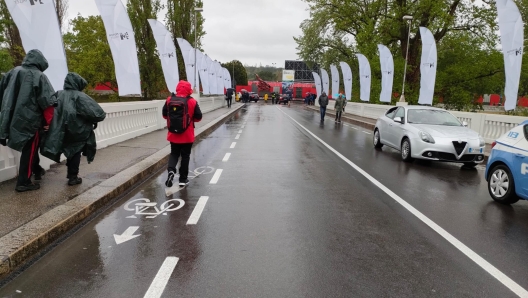 La strada per il tracciato di Imola chiusa al traffico