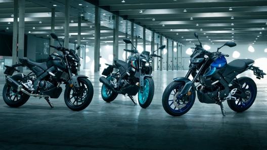 Le tre colorazioni 2023 della Yamaha MT-125